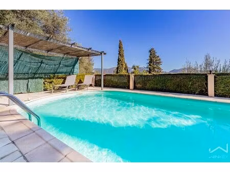 maison 150 m2 5 chambres piscine vue dégagée calme absolu carros