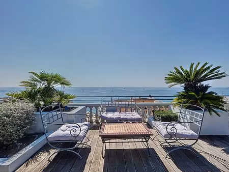 tres rare appartement à menton 4 pièce(s) 135 m2 - terrasse 50m² vue mer -