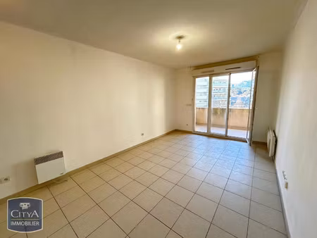appartement à louer 1 pièce 27.15 m² - la seyne-sur-mer (83) - 454€