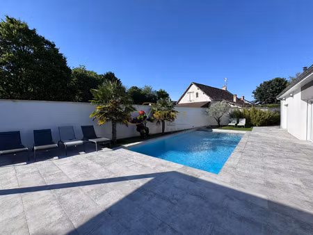 maison contemporaine de 2020 avec piscine & 5 chambres