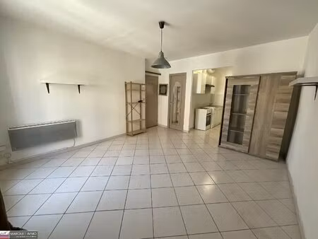 location appartement 1 pièce 27m² beziers 34500