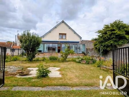 maison de village à dugny-sur-meuse (55100)