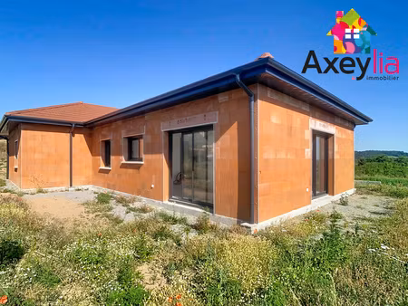a vendre- ambierle- maison neuve de plain-pied 4 chambres sur terrain de 851 m2
