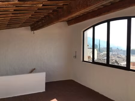 cotignac magnifique maison de village avec vue splendide!