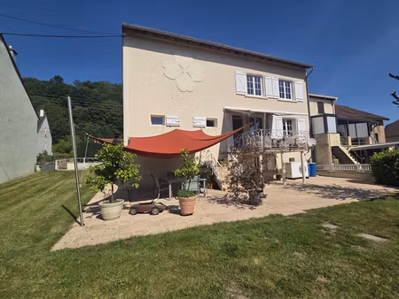 maison 7 pièces 185 m²
