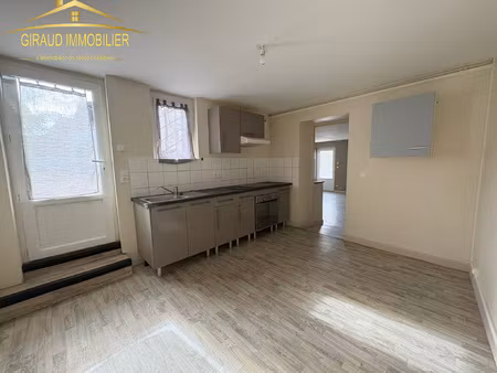 location appartement 3 pièces 53m² pouilly sous charlieu 42720