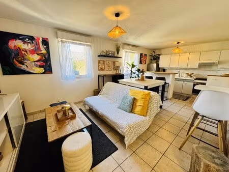 location appartement 3 pièces 58m² bourg de peage 26300