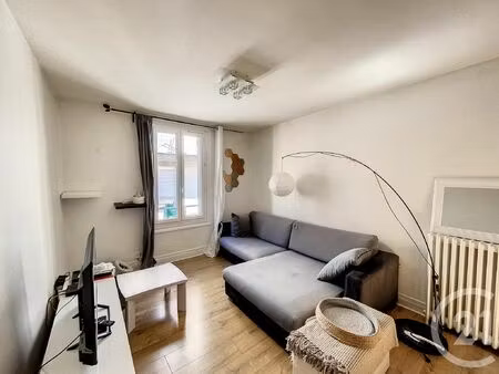 location appartement 3 pièces 50m² beaumont 63110
