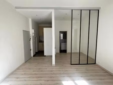location appartement 1 pièce 30 m² à aix-en-provence (13100)