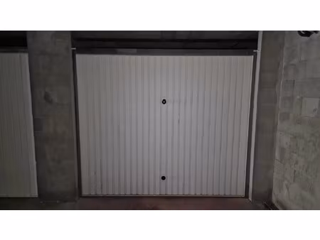 vente garage 14 m² la ciotat (13600)