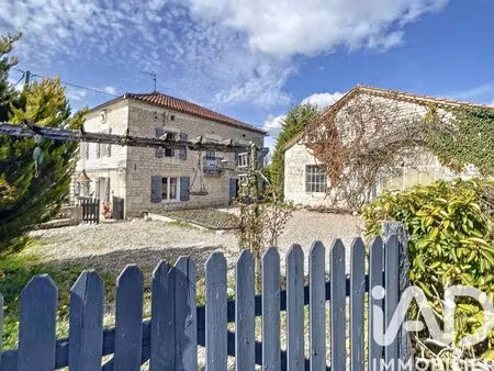 maison de campagne à montaigu-de-quercy (82150)