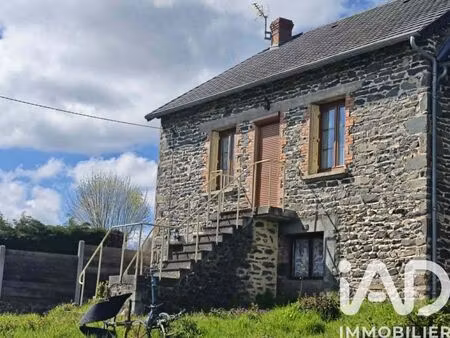 maison de campagne à orcival (63210)