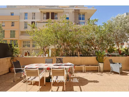 exclusivite - carre d'or - t4 duplex - 84 m2 - terrasse - 42