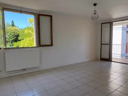 appartement à vendre les prairies  saint-mitre marseille 13e - t3 avec balcon  cave