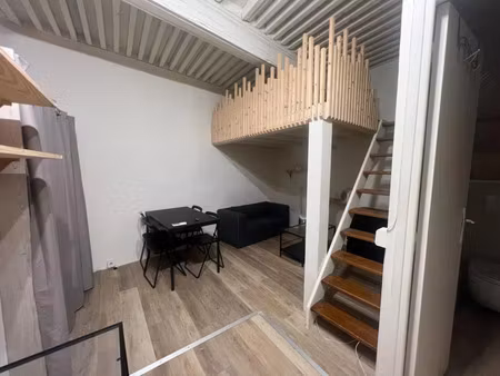 location appartement 1 pièce 18 m² à aix-en-provence (13100)