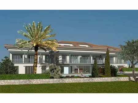 appartement de luxe de 2 chambres en vente à sanary-sur-mer  provence-alpes-côte d'azur