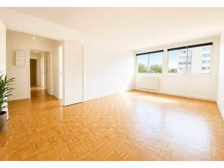 appartement lumineux 2 chambres 92310 sèvres