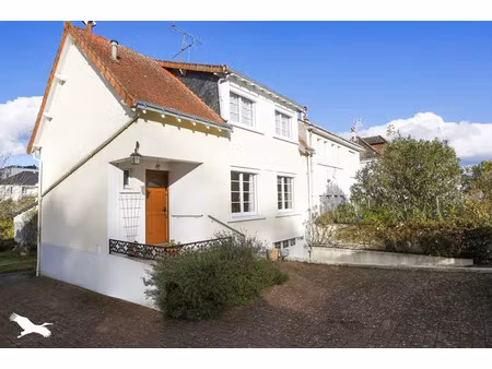 vente maison 4 pièces 75 m² chambray-lès-tours (37170)
