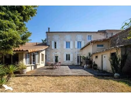 vente maison 5 pièces 129 m² saint-yrieix-sur-charente (16710)