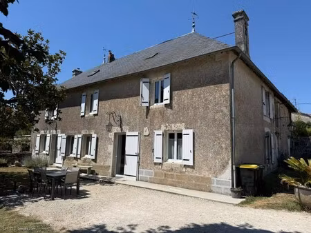 superbe maison de campagne entre ruffec et vertueil-sur-charente