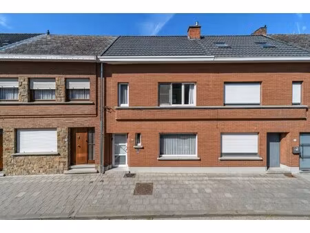 instapklare gezinswoning nabij dorp nieuwerkerken