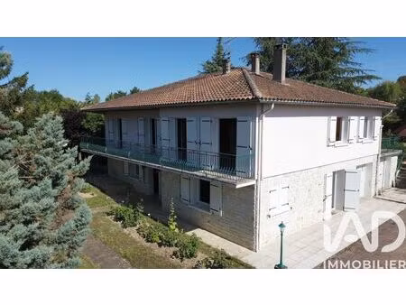 maison à mornac (16600)
