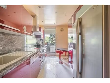 appartement t4 loué  terrasse  parking  montpellier