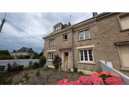 vente maison à villedieu-les-poeles (50800) : à vendre / 127m² villedieu-les-poeles