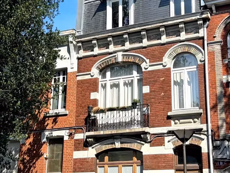 vente maison 7 pièces 192 m2 à roubaix