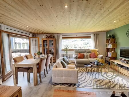 superbe appartement 2 chambres avec belles terrasses au coeur du village