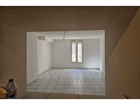 location appartement 1 pièce 31m² auriol 13390