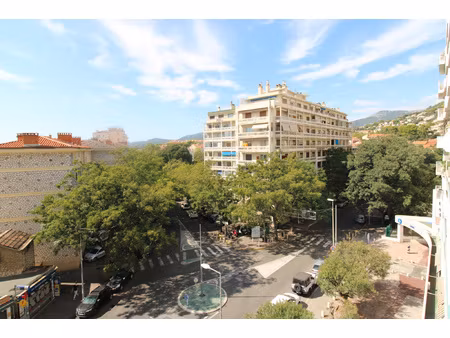 location appartement 2 pièces 54m² toulon 83000