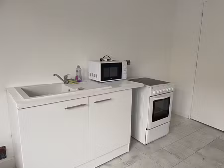location appartement 1 pièce 26m² mauze sur le mignon 79210