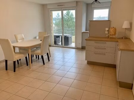 location appartement 2 pièces 42m² angouleme 16000