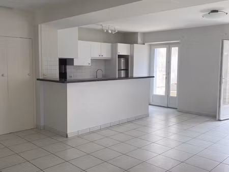 location maison 3 pièces 71m² cognac 16100