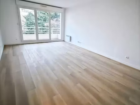vente appartement 4 pièces 75 m2 à corbeil-essonnes