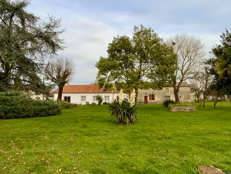 vente maison 4 pièces 106 m² clion (17240)