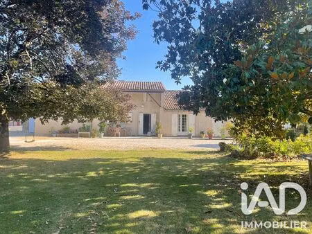 maison de village à lamothe-montravel (24230)