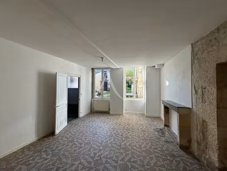 location maison 5 pièces 136 m² à saint-genis-de-saintonge (17240)