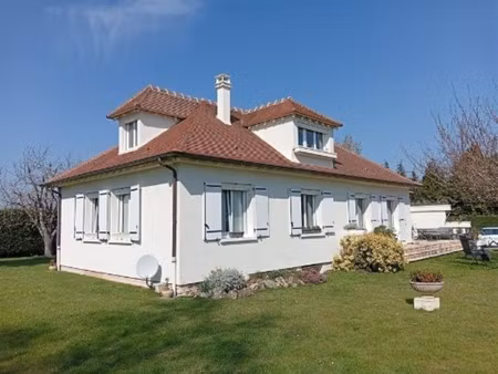 maison de 150 m² avec sous sol total  4 chambres