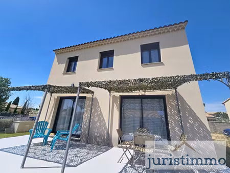 camaret-sur-aigues – maison récente et lumineuse avec terrasse et garage