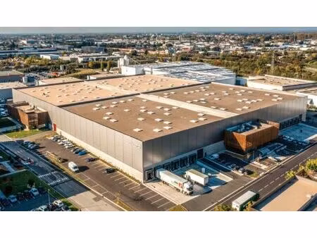 location entrepôt toulouse 31100 168m² à 9902m²