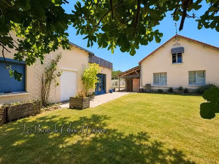 ensemble de 2 maisons 10 pièces