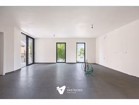 appartement te koop in tessenderlo-ham met 1 slaapkamer