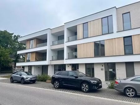 appartement te huur in zoersel met 1 slaapkamer