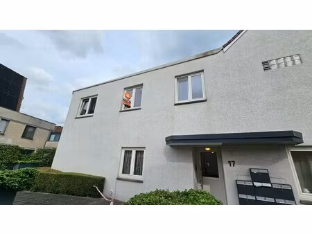 appartement te huur in dilsen-stokkem met 2 slaapkamers