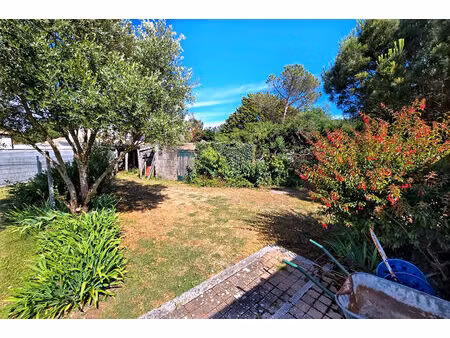 vente maison 4 pièces  92.00m²  les sables