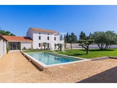 élégante propriété de caractère de plus de 400 m²