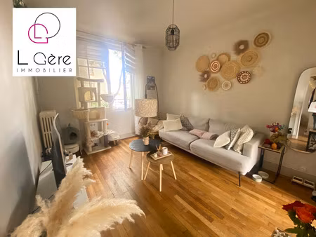 location appartement 2 pièces 42m²