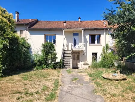 maison divisée en 2 appartements - 88.5 et 86.5 m²